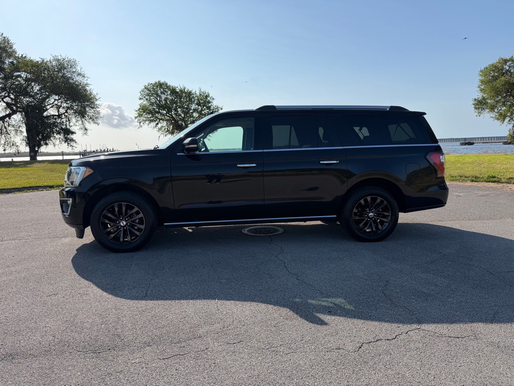 2019 Ford Expedition Image 2