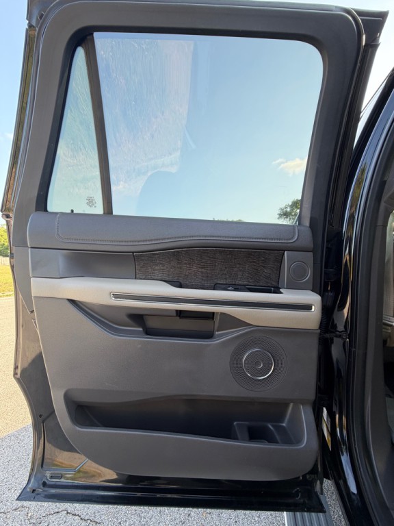 2019 Ford Expedition Image 11