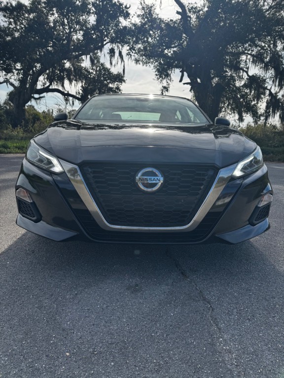 2020 Nissan Altima Image 8