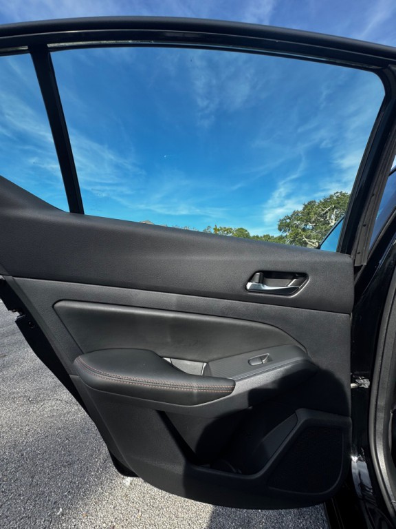 2020 Nissan Altima Image 11