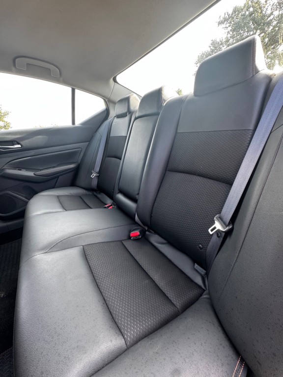 2020 Nissan Altima Image 12