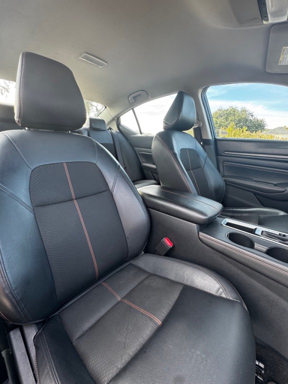 2020 Nissan Altima Image 14
