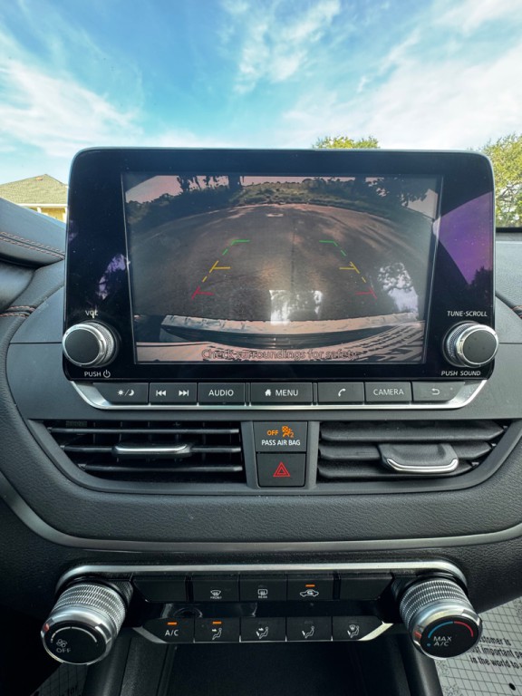 2020 Nissan Altima Image 29