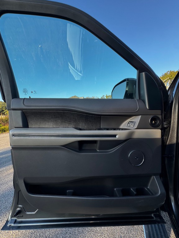 2020 Ford Expedition Image 9