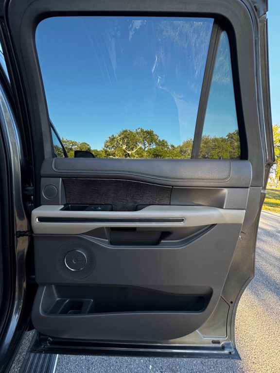 2020 Ford Expedition Image 15