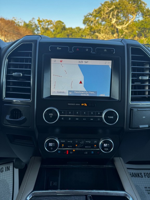 2020 Ford Expedition Image 24