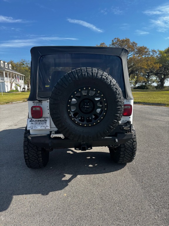 1992 Jeep Wrangler Image 4