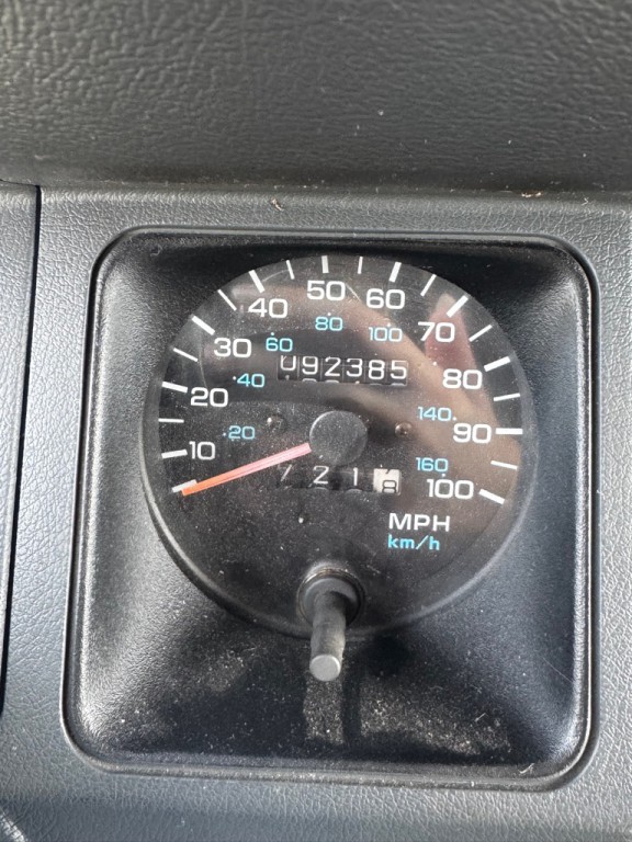 1992 Jeep Wrangler Image 18