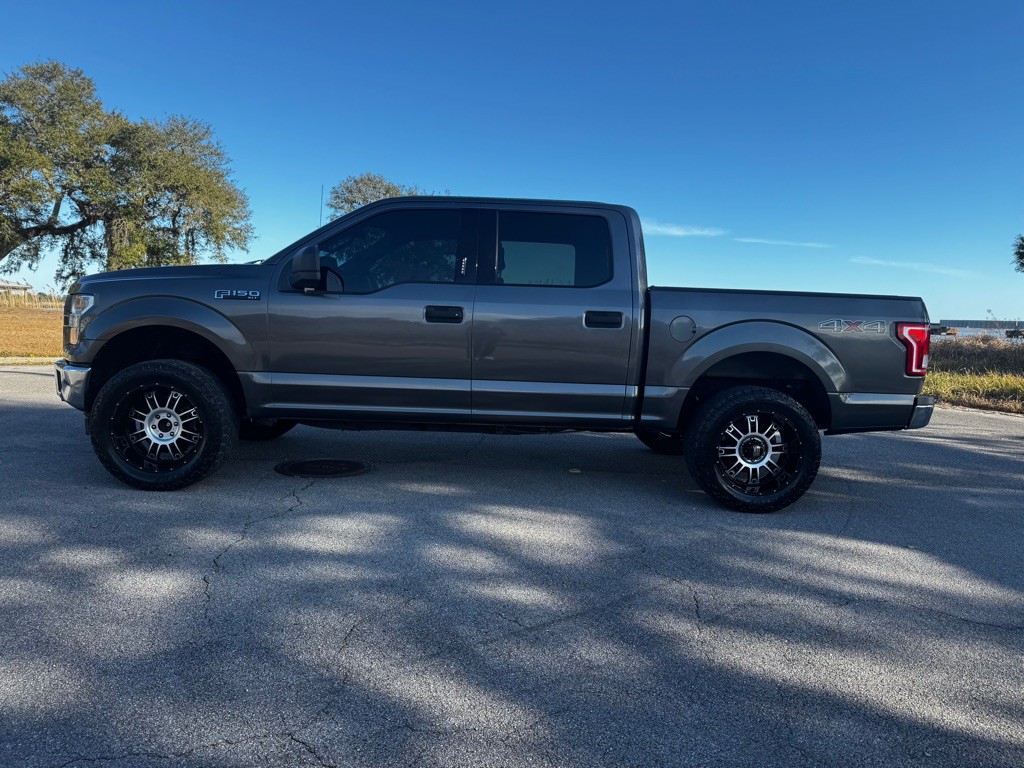 2017 Ford F-150 Image 2