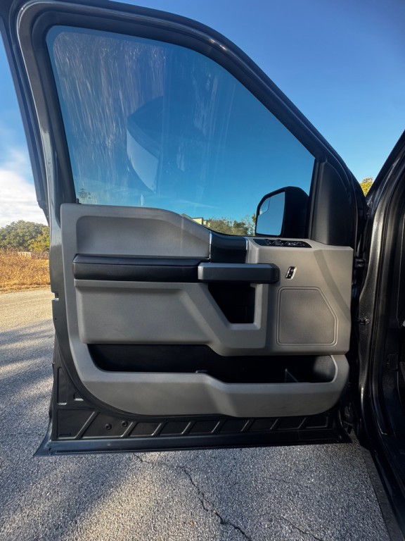 2017 Ford F-150 Image 9