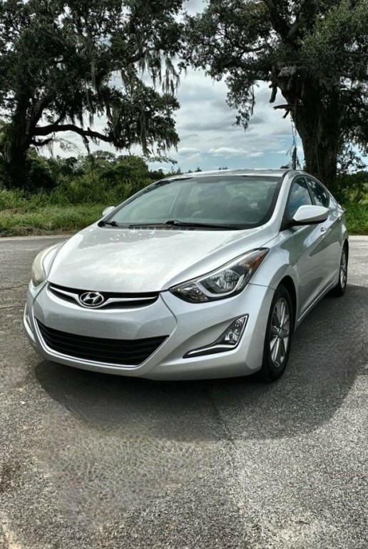 2016 Hyundai Elantra Image 2