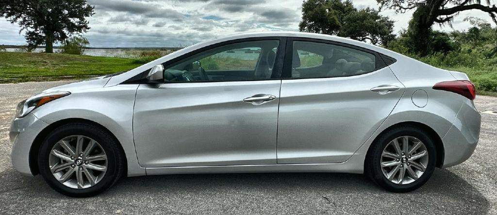 2016 Hyundai Elantra Image 5
