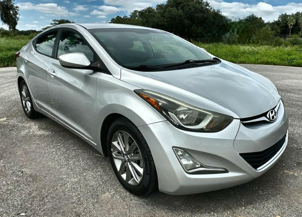 2016 Hyundai Elantra Image 10