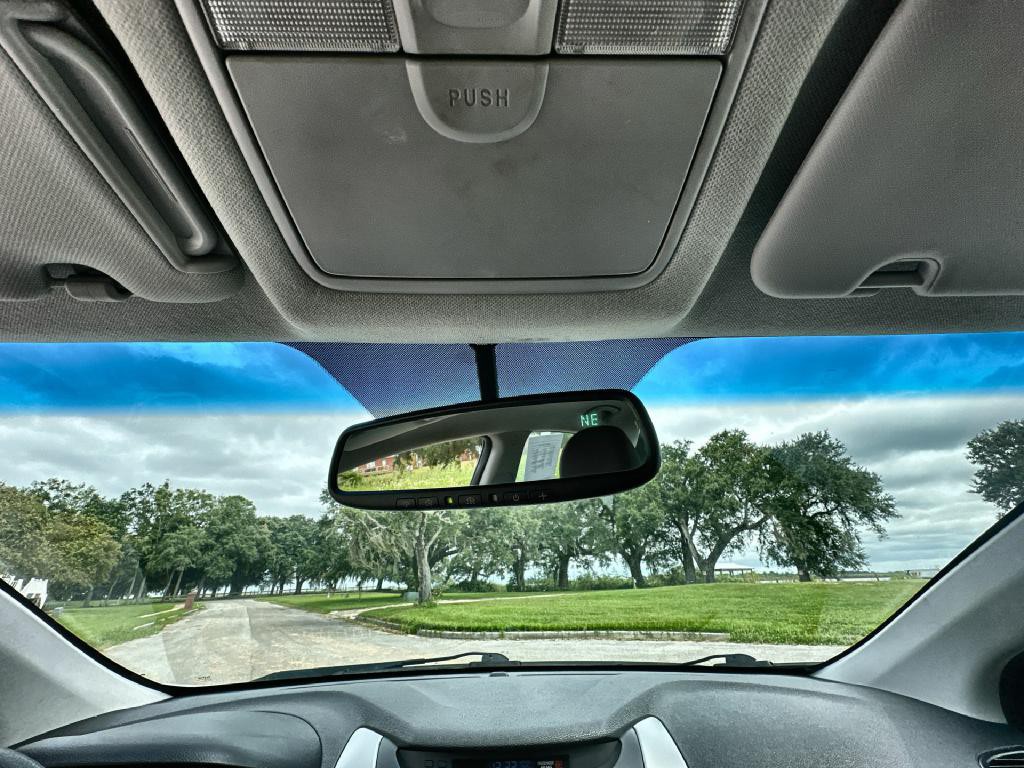 2016 Hyundai Elantra Image 23