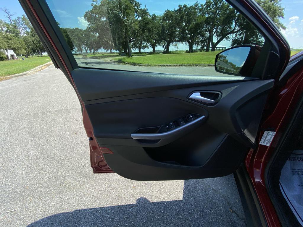 2013 Ford Focus Image 11