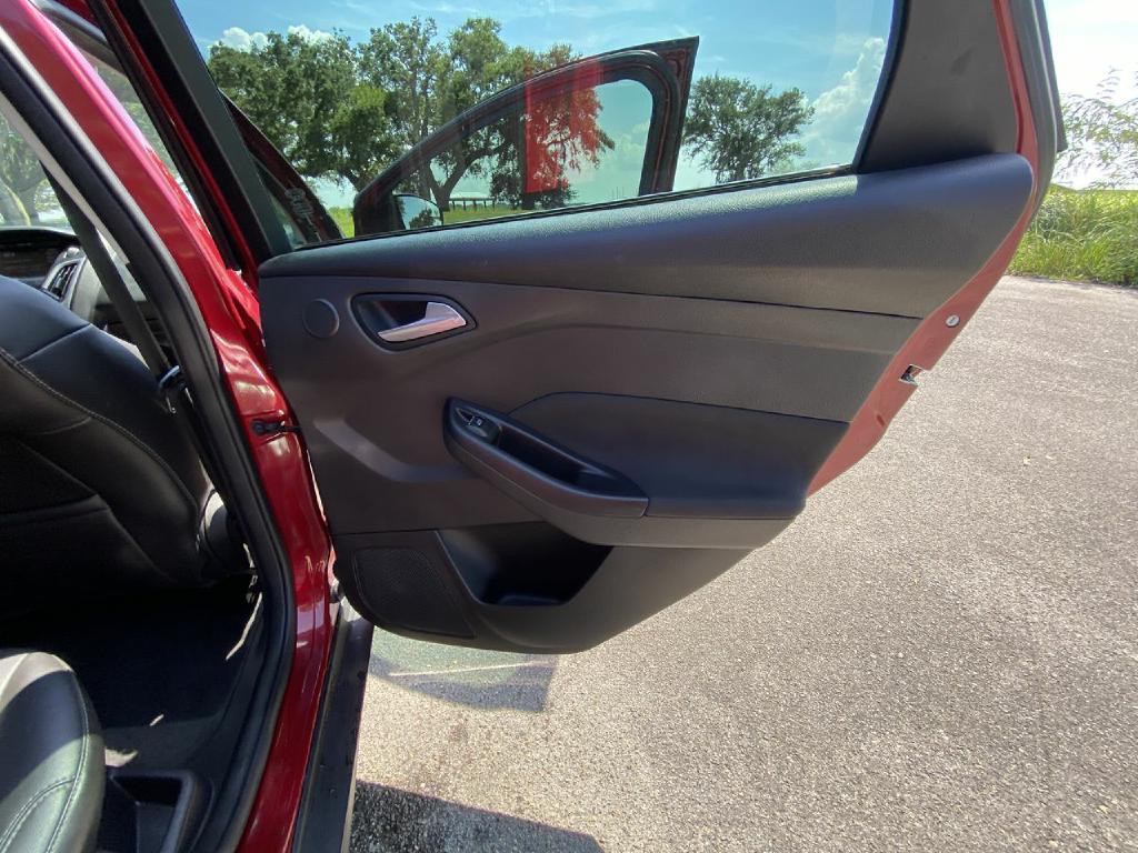 2013 Ford Focus Image 17