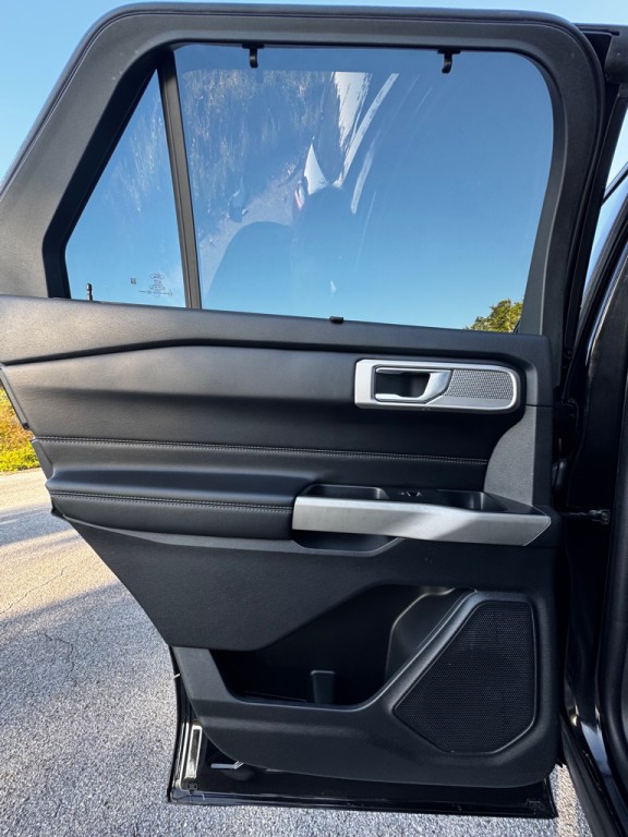 2022 Ford Explorer Image 11