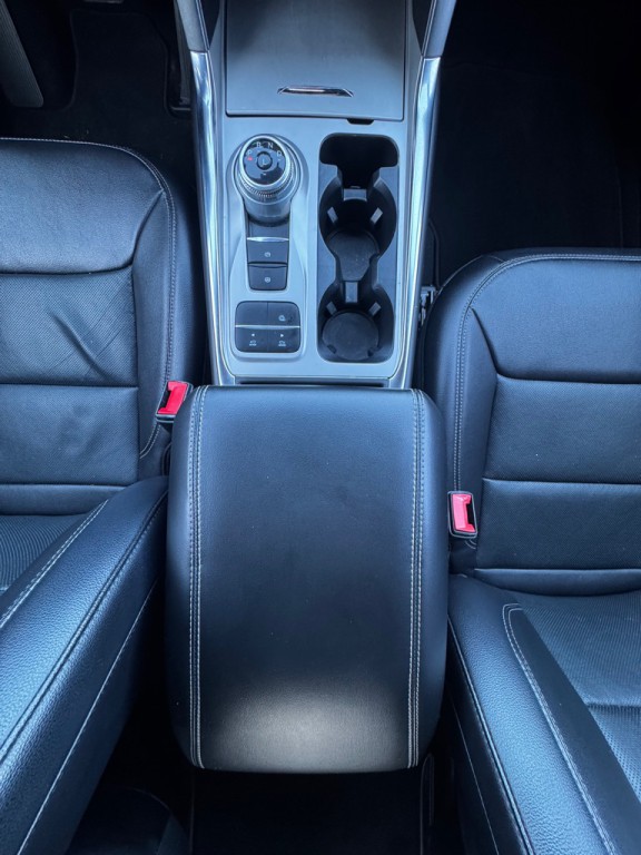 2022 Ford Explorer Image 25