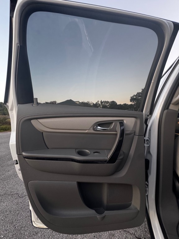 2017 Chevrolet Traverse Image 11