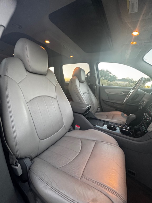 2017 Chevrolet Traverse Image 14