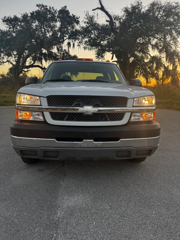 2004 Chevrolet Silverado 1500 Image 8