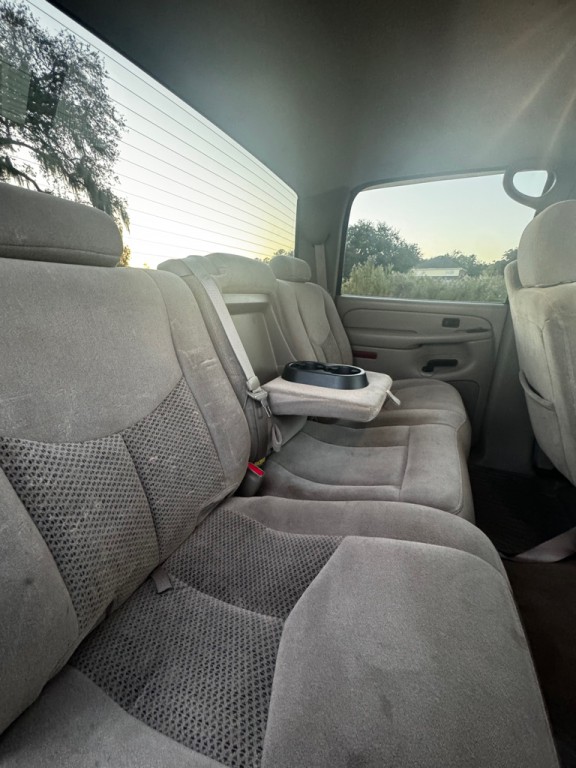 2004 Chevrolet Silverado 1500 Image 18