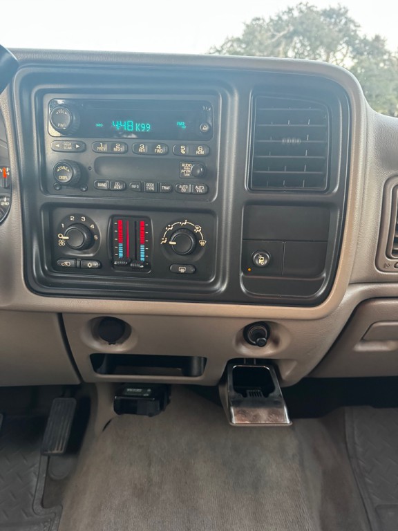 2004 Chevrolet Silverado 1500 Image 22