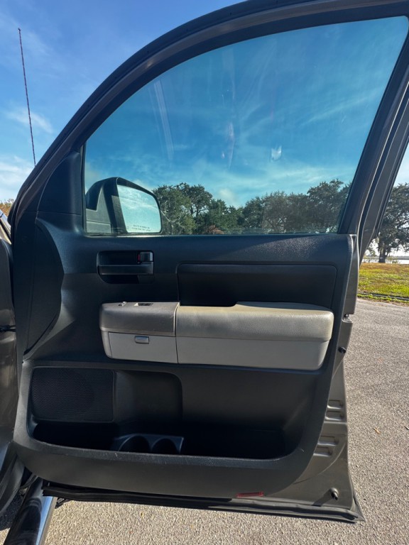 2011 Toyota Tundra Image 13