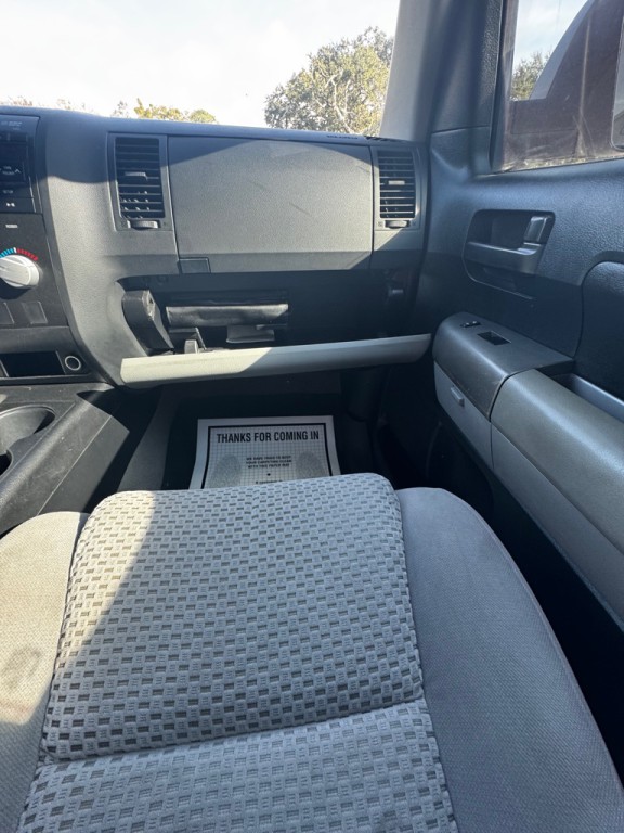 2011 Toyota Tundra Image 32