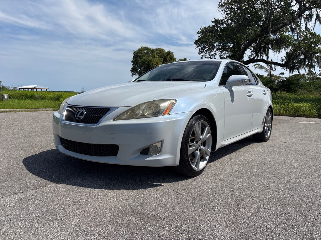 2010 Lexus IS 250 Image 3