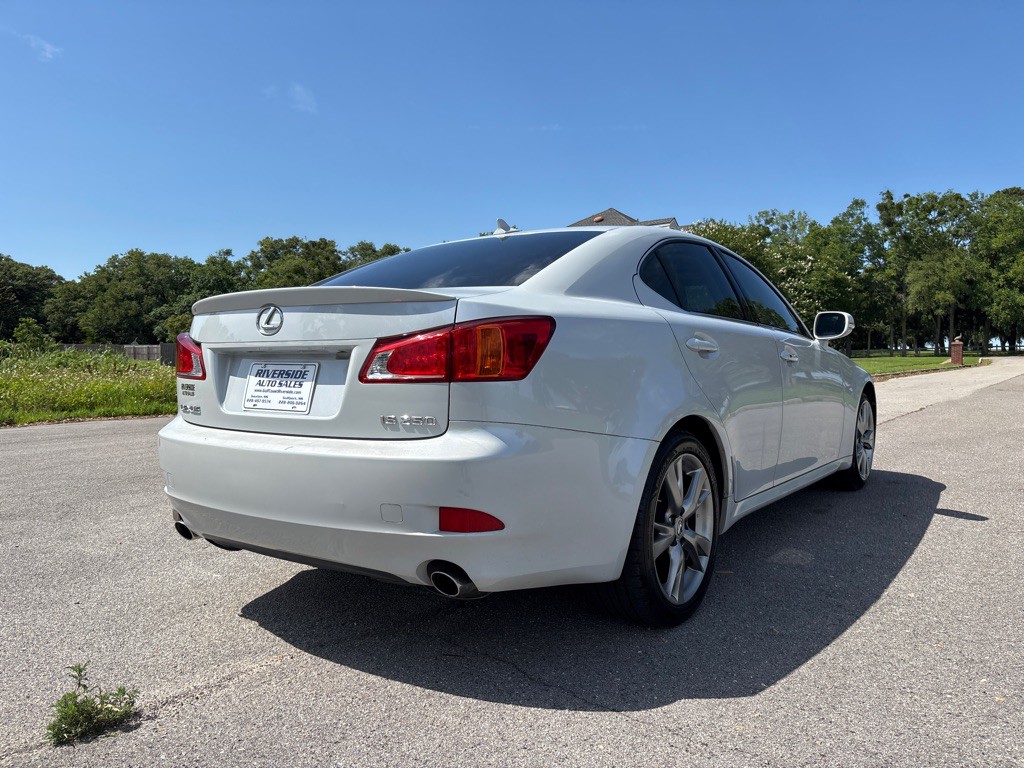 2010 Lexus IS 250 Image 7
