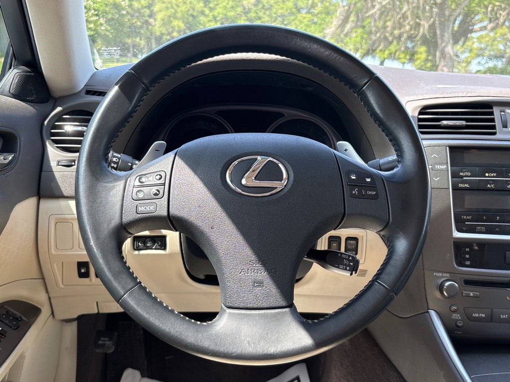 2010 Lexus IS 250 Image 18
