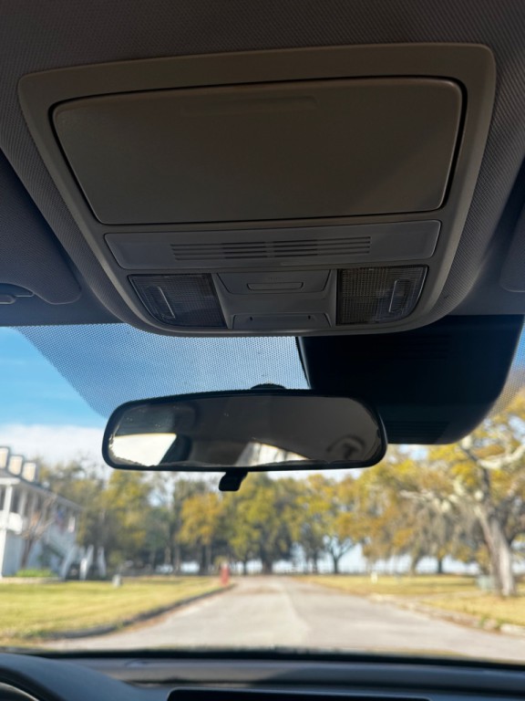 2019 Honda Accord Image 24