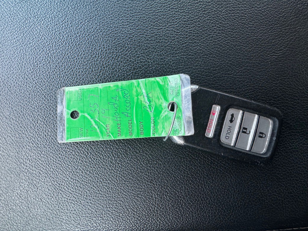 2019 Honda Accord Image 28