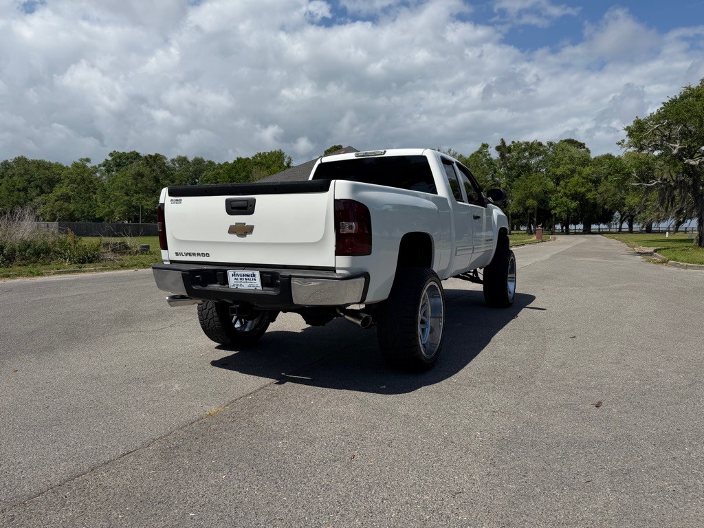 2010 Chevrolet Silverado 1500 Image 5