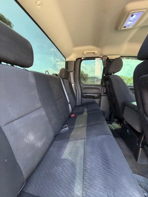 2010 Chevrolet Silverado 1500 Image 17