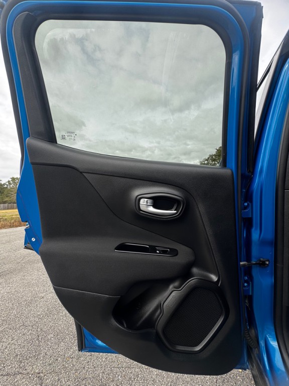 2020 Jeep Renegade Image 11