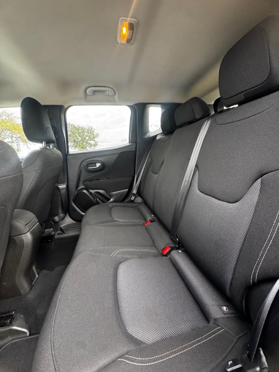 2020 Jeep Renegade Image 12