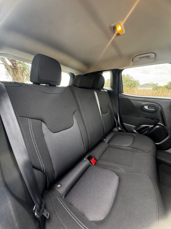 2020 Jeep Renegade Image 16