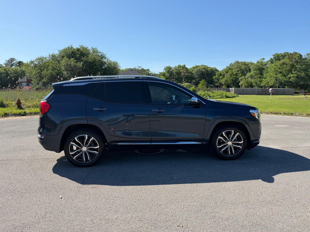 2019 GMC Terrain Image 6
