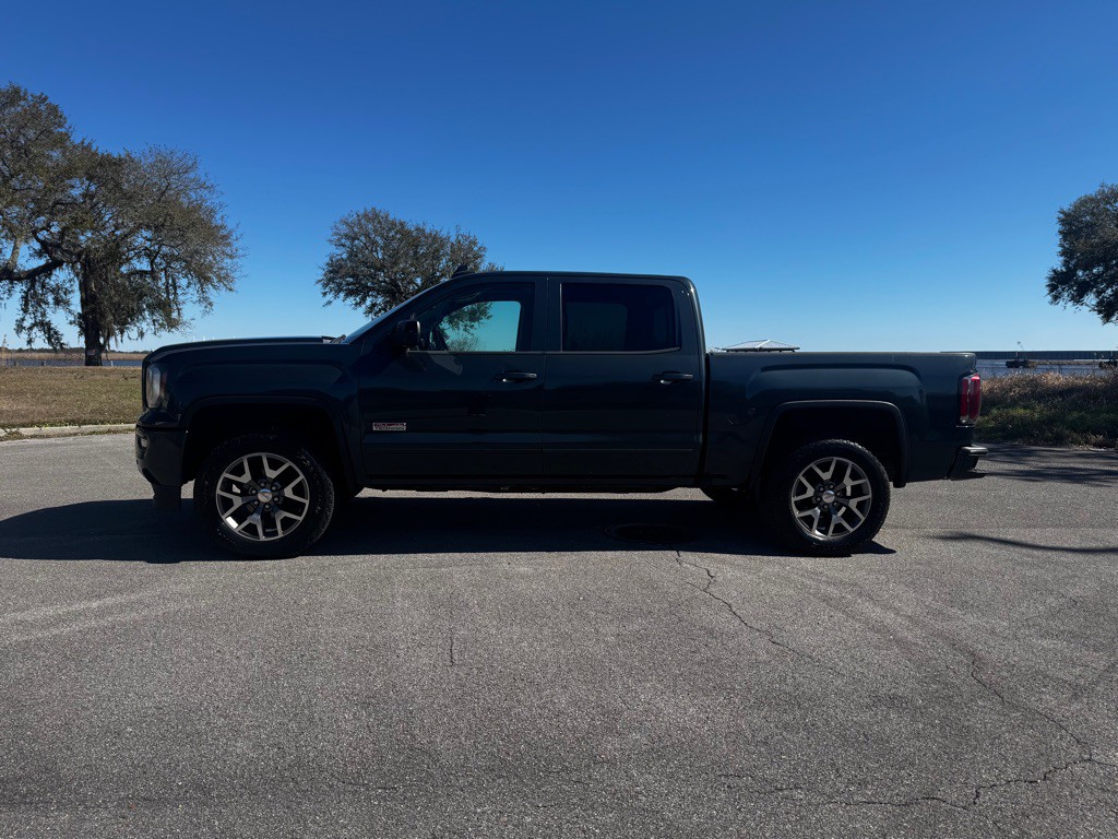 2017 GMC Sierra 1500 Image 2