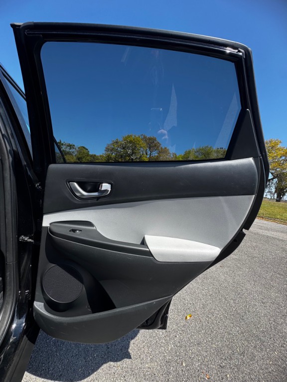 2022 Hyundai Kona Image 15