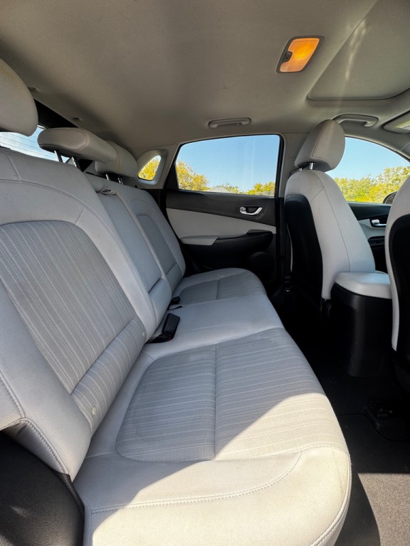 2022 Hyundai Kona Image 17