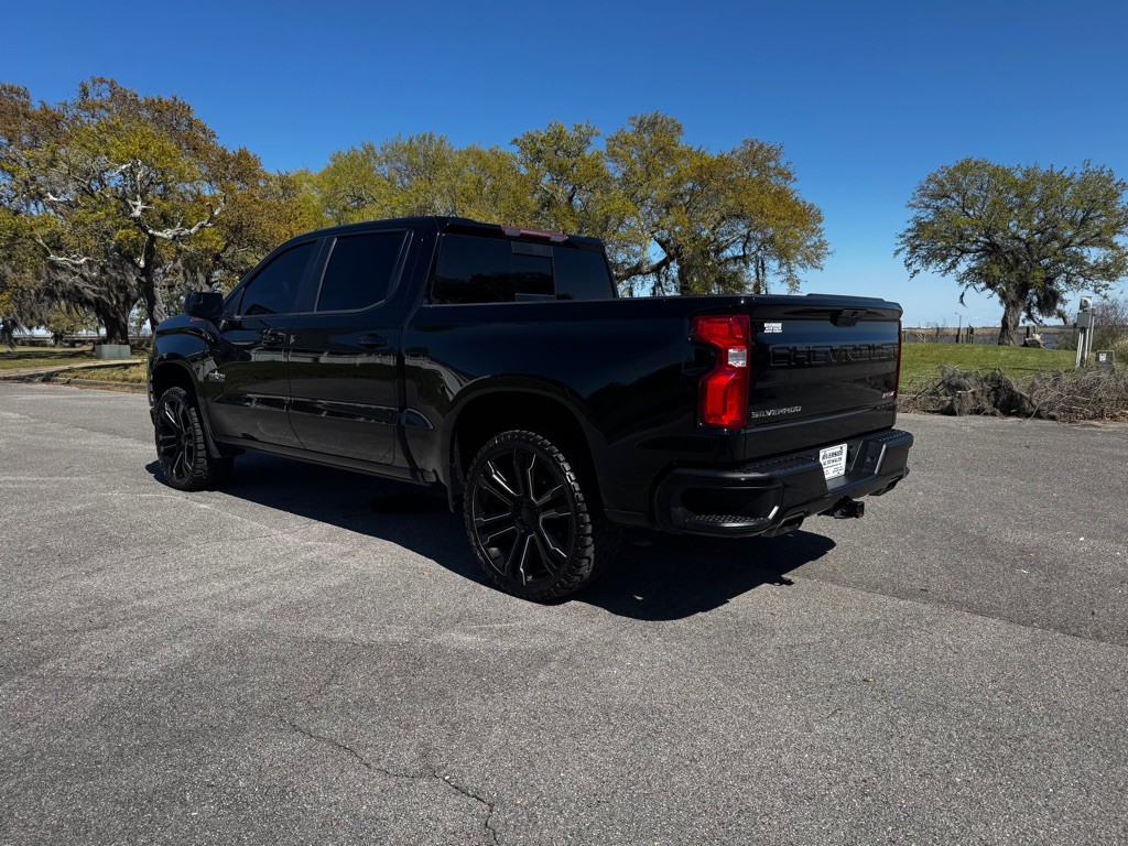 2021 Chevrolet Silverado 1500 Image 3