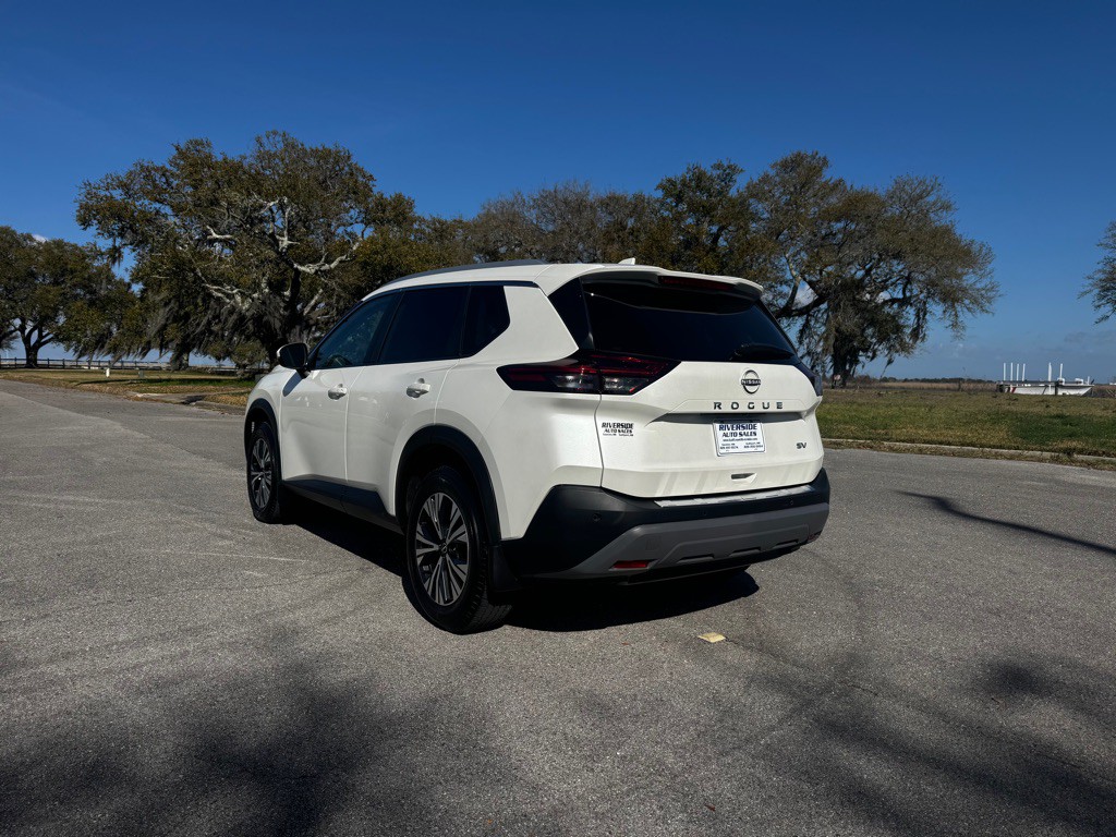 2022 Nissan Rogue Image 3