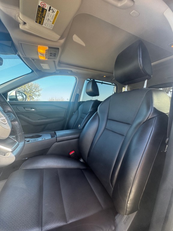 2022 Nissan Rogue Image 10