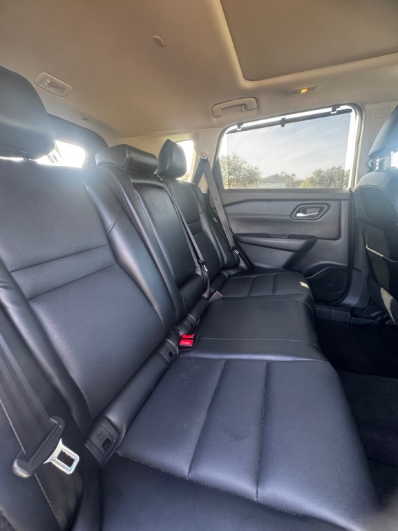 2022 Nissan Rogue Image 17