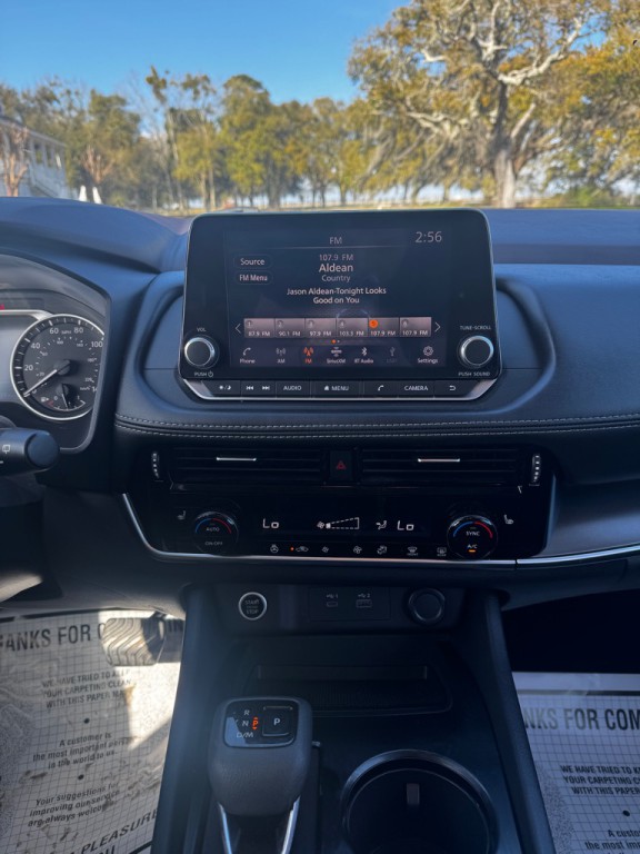 2022 Nissan Rogue Image 21