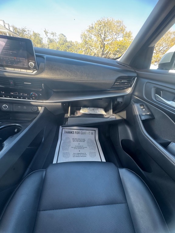 2022 Nissan Rogue Image 30