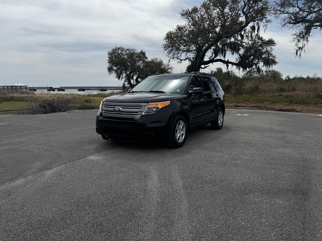 2013 Ford Explorer Image 1